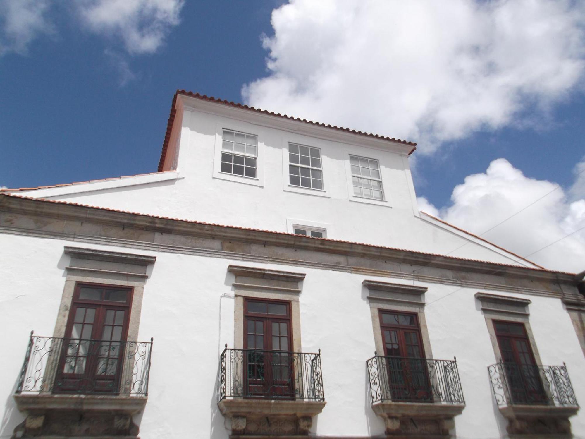 Residencial Galo D'Ouro Hotel Caminha Exterior foto